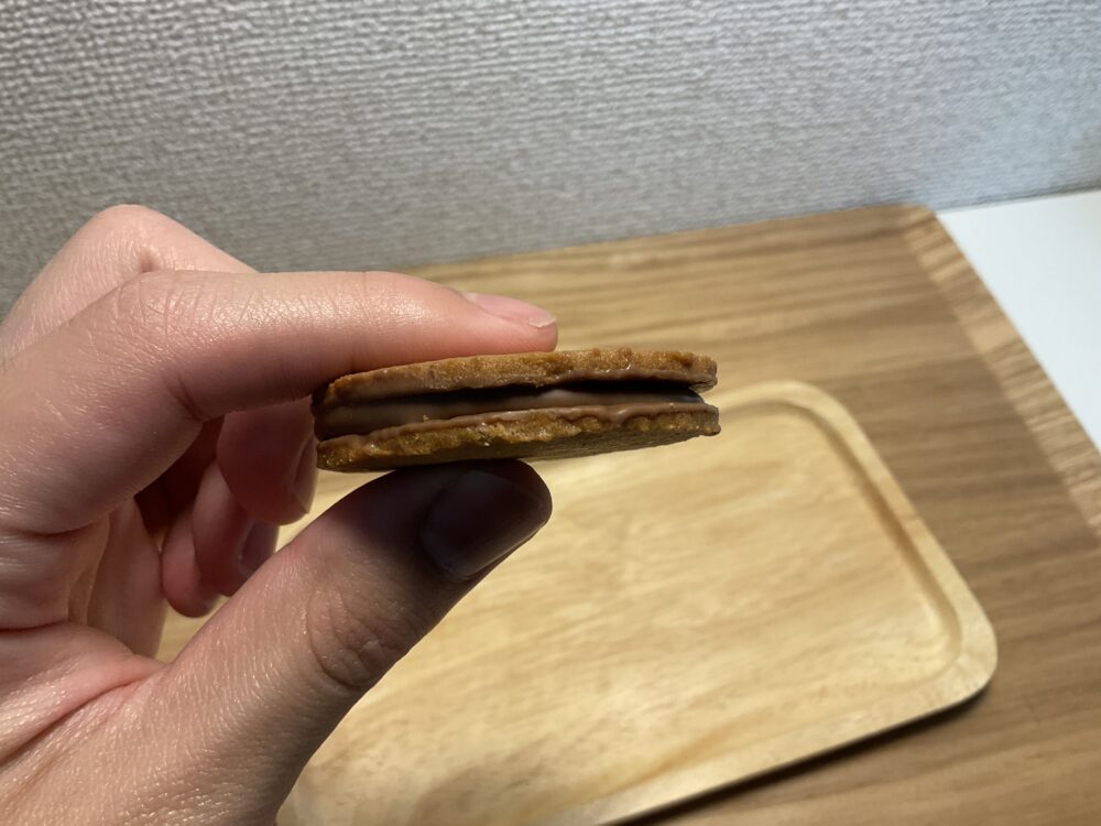 横から見たクッキー。